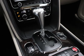 Bentley Flying Spur 6.0 W12 | LEDER | SCHUIFDAK | KERAMISCH | NAIM SOUNDSYSTEM | ENTERTAINMENT ACHTERIN | STOELVERKOELING/VERWARMING | MASSAGE | CAMERA | AIRCO | CRUISE | NAVI | / 11