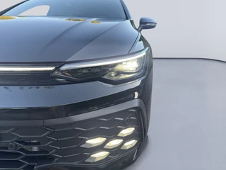 Volkswagen Golf 1.5 eHybrid GTE / 5JR Garantie / Pano / Leer / Trekhaak / Matrix / Keyless / DCC / HUD / 10