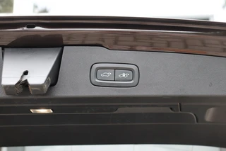 Volvo V60 2.0 T8 Twin Engine AWD Inscription (391PK) ORIG.NL/NW.PR73000/DEALERONDERH. / 63