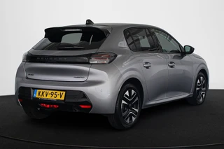 Peugeot 208 1.2 Hybrid 110 e-DCS6 Allure / 4