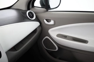 Renault ZOE Q90 Life Quickcharge 22 kWh (ex Accu) Airco, Navigatie / 13