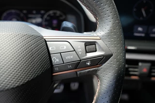 CUPRA Formentor 1.4 E-HYB COPPER VZ ACC, Camera ,Carplay,Trehaak / 15