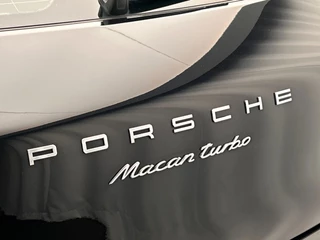 Porsche Macan 3.6 Turbo 400 pk | Bose | Glascoating | Memorie | Camera |Trekhaak | Stoelverwarming | 21 " | / 24
