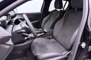 Peugeot 208 1.2 Hybrid 145 e-DCS6 GT Alcantara / 2+6 Jaar Garantie / 6