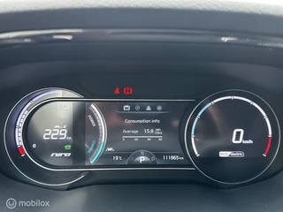 Kia e-Niro Edition 64 kWh 3-FASE ACHTERUITRIJ CAMERA CARPLAY STUUR/STOELVERWARMING / 22