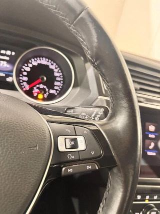 Volkswagen Tiguan 1.4 TSI ACT Highline|CAMERA|CARPLAY| / 29