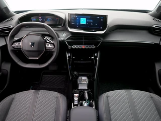 Peugeot e-2008 EV Allure 54 kWh - Private lease 549 pm / 4