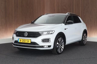 Volkswagen T-Roc 1.5 TSI 150pk DSG R-Line Sport Keyless Virtual Cockpit Navigatie