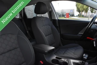 Kia Niro 1.6 GDi Hybrid First Edition NAVIGATIE/TREKHAAK/CAMERA/ETC.! / 24