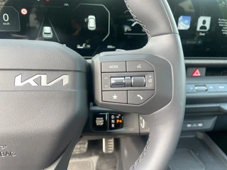 Kia Seltos 1.6 GDi X-Line Demo Edition | Cruise Control | Climate Control | Camera | Navigatie | Stoelverwarming | Stuurverwarming | 19 Inch Velgen | / 15