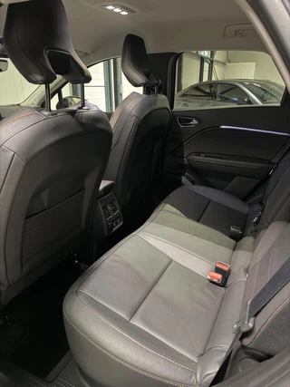 Renault Captur 1.3 TCe 155PK Initiale Paris Trekhaak Bose / 35