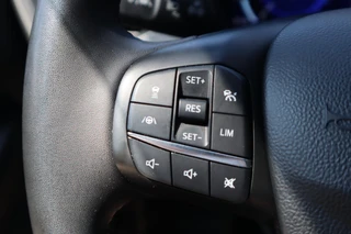 Ford Focus 125PK HYBRID TITANIUM FACELIFT! AD-CRUISE WINTERPACK BLIND-SPOT CLIMA P-SENSOREN KEYLESS ANDROID/APPLE / 23