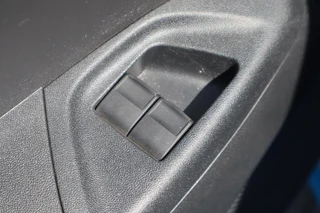 Toyota Aygo FIRST 5-DEURS LMV APPLE/ANDROID PRIVACY-GLASS LED AIRCO CAMERA BLUETOOTH DEALER-ONDERHOUDEN NL-AUTO / 15