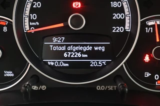 Volkswagen Up! 1.0 60pk Move Maps&More Airco / 25