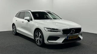 Volvo V60 2.0 B3 Momentum Advantage TREKHAAK CARPLAY NAVI ADAPTIEF CRUISE CAMERA. / 4