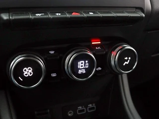 Renault Captur 1.0 TCe 90 techno Camera | Navigatie | Cruise control / 38