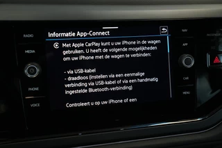 Volkswagen Taigo 1.5 TSI R-Line 3x  Adaptive-Cruise IQ-led 18'lmv 24 Maanden garantie* (Vraag naar de voorwaarden) / 18