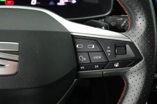 SEAT Leon 1.4 TSI 204pk eHybrid PHEV FR Business Intense Stoelverwarming Navigatie / 18