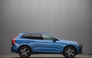 Volvo XC60 T6 Plug-in hybrid AWD R-Design Panorama|H/K Audio / 2