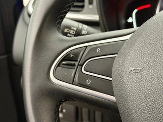 Renault Kadjar 1.3 TCe Zen | Automaat | Cruise control | Stoelverwarming | CarPlay | Parkeersensoren voor & achter / 15