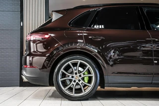 Porsche Cayenne 3.0 E-Hybrid|Pasm|Innodrive|PASM|PDLS+|Chrono / 17