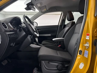 Suzuki Vitara 1.4 Boosterjet Select Smart Hybrid Automaat Navigatie | Parkeercamera | Trekhaak / 19