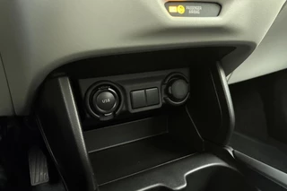 Suzuki Swift 1.2 Comfort Smart Hybrid | Voorraad actie | Cruise control | Navigatie | Airco | Achteruitrijcamera |  Apple/Android carplay / 25