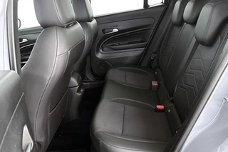 Jeep Avenger 1.2 e-Hybrid Summit Keyless Navigatie Elektrische Achterklep / 9