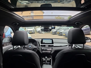 BMW X1 xDrive25e eDrive M pakket HUD LEER SPORT PANODAK / 21