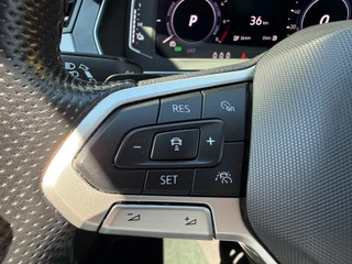Volkswagen Passat Variant 1.4 TSI PHEV GTE * Trekhaak * AUTOMAAT * Parkeercamera * Head-up Display * / 22