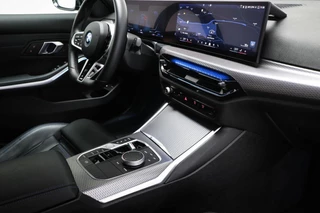 BMW 3 Series 330e M-Sport / 4