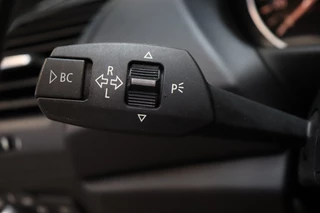 BMW 1 Series Cabrio 118i High Executive M Sport Pakket  / Navigatie Professional / Xenon / Leder / Hifi / Stoelverwarming / Climate Control / Lichtpakket / Windscherm / 18 Inch / Cruise Control / Bluetooth / 31
