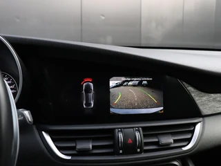 Alfa Romeo Giulia 2.2 / 10