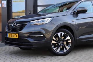 Opel Grandland X 1.2 Turbo Ultimate | Cruise | Airco | Trekhaak | Sensoren | LM Velgen / 37