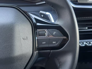 Peugeot 208 1.2 PureTech 100pk Allure | Automaat | Parkeercamera/-sensoren | Navigatie | Cruise Control | Climate Control | Full LED | Apple Carplay/Android Auto | DAB | Lichtmetalen velgen | / 33