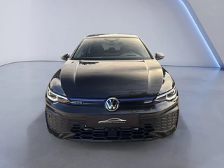 Volkswagen Golf 1.5 eHybrid GTE 272pk / 5JR Garantie / Pano / Trekhaak / DCC / Keyless / Matrix / 360 / HUD / 2