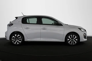 Peugeot 208 1.2 PureTech 100 Style / 27