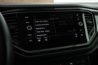 Volkswagen T-Roc 1.5 TSI 150pk DSG Sport Trekhaak Virtual cockpit Adaptive cruise Stoelverwaming PDC / 22