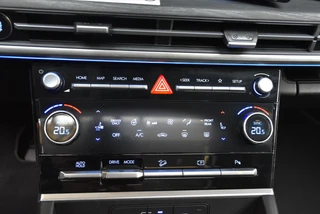 Hyundai Santa Fe 1.6 T-GDi HEV A/T Premium Sky I Black Pack I 7pl. / 34