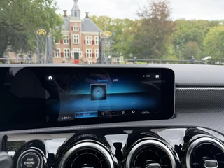 Mercedes-Benz A-Class 200 Business Solution / 16