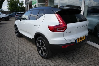 Volvo XC40 1.5 T4 RECH R-DESIGN Camera,Carplay, Harman Kardon / 9
