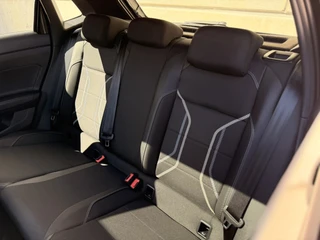 VW Polo 1.0 TSI Highline DSG BTW Pano 17' R-Line Virtual Camera CarPlay Navi LED ACC / 12