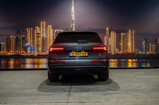 Audi Q7 55 TFSI e quattro Pro Line Plus / 7