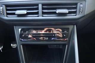 Volkswagen Polo 1.0 TSI R-Line Business|IQ-Light|Camera|Stoelverw.|Apple carplay/android auto| / 14