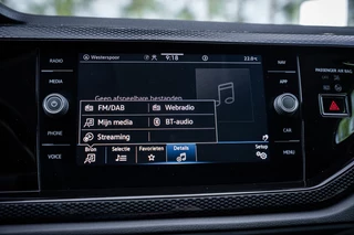 Volkswagen Polo 1.0 TSI 110pk Business | Beats | Keyless | Trekhaak | Led koplampen| Cruise control | Camera | Parkeerhulp | / 33