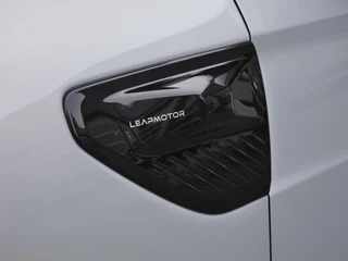 Leapmotor B10 Design ProMax 67.1 kWh | Wltp 434km | 750kg trekgewicht | Stoel en stuur verwarming | 360 graden camera | Lederen bekleding | Panoramadak | Led | Regensensor | Sfeerverlichting | Elektrisch verstelbare voorstoelen / 60