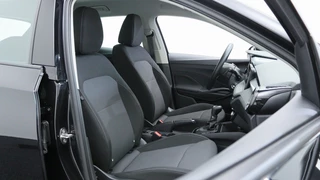 Škoda Fabia 1.0 TSI Selection Private Lease 399,- | Carplay | Airco | / 17