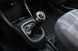 Peugeot 108 1.0 e-VTi Active | 72PK | 5-Deurs | Airco | Bluetooth | Multifunctioneel Stuurwiel | Privacy Glas | Elektrische Ramen Voor / 23