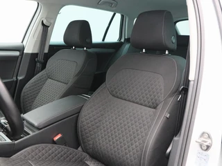 Škoda Superb Combi 1.4 TSi 218 Pk iV Business Edition Plus / 7
