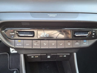 Hyundai Bayon 1.0 T-GDI Premium Automaat Stoel/Stuurverw. Carplay Camera 1Eig / 16
